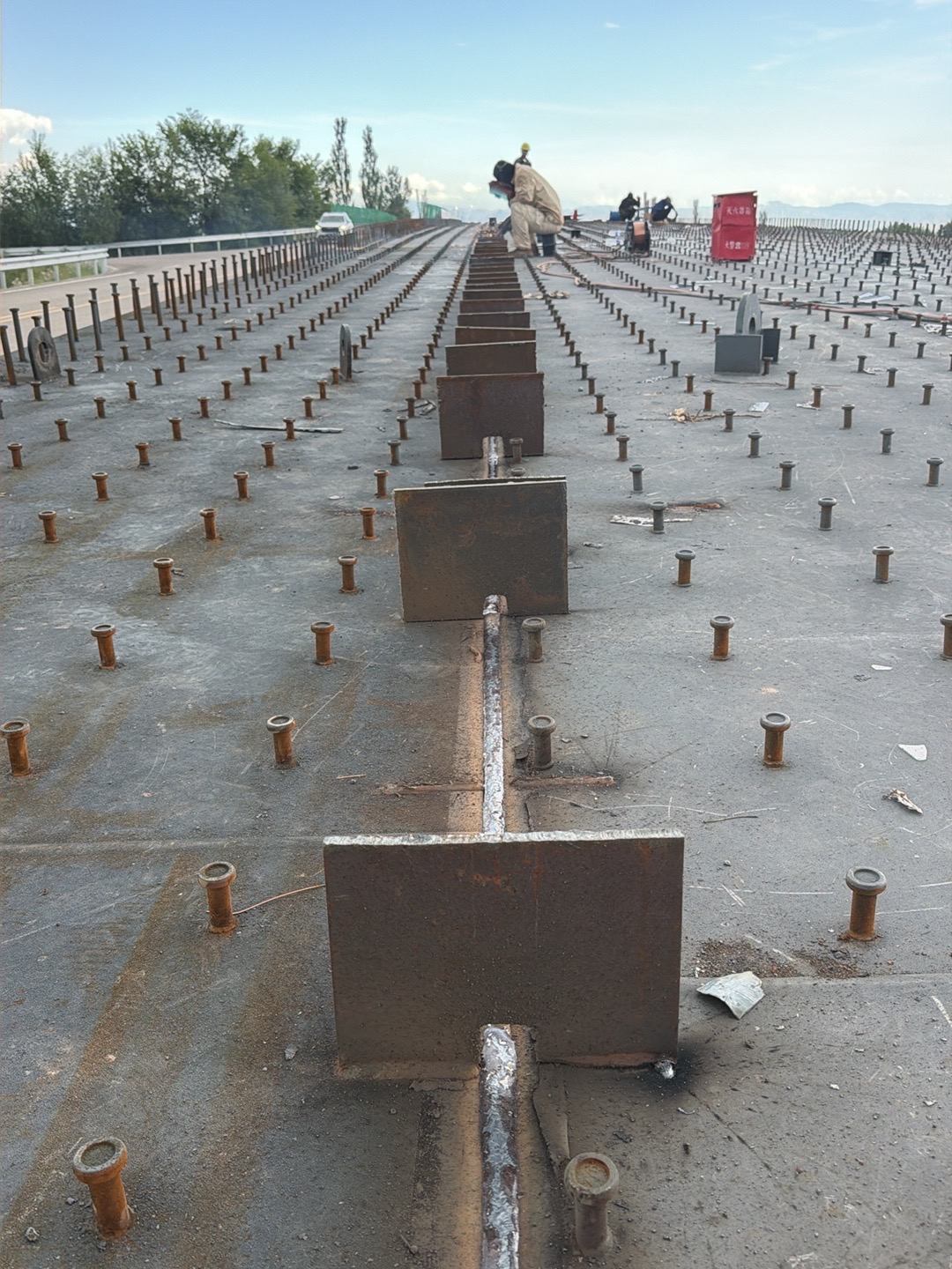 长城一号旅游公路工程现场 13